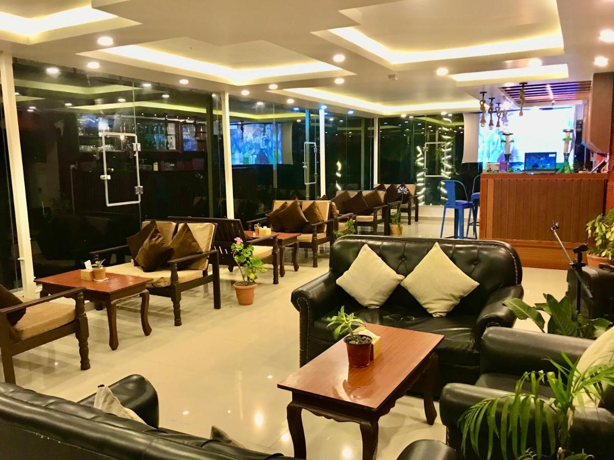 Mount Everest Hotel & Resort Nagarkot Exterior photo