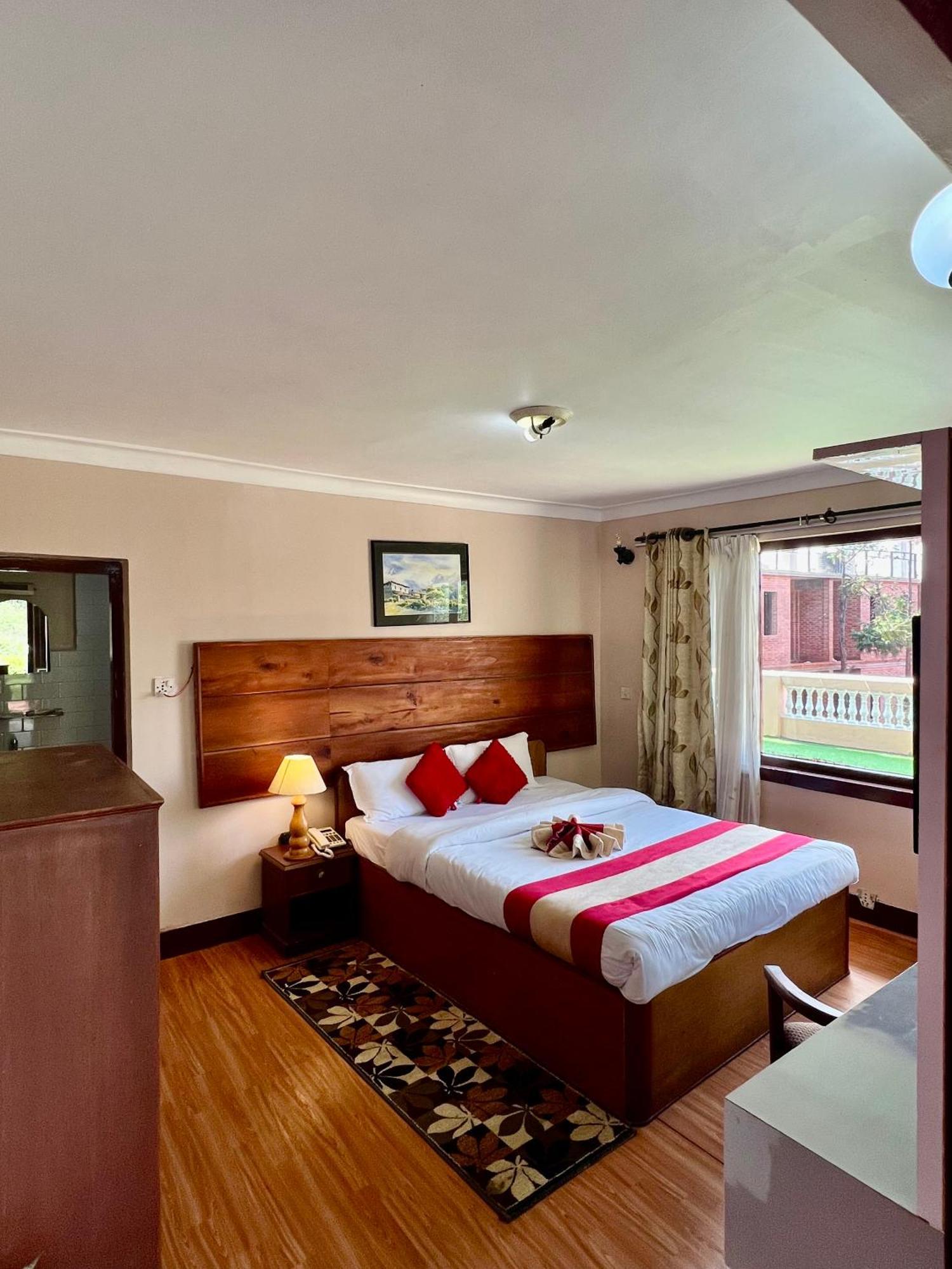 Mount Everest Hotel & Resort Nagarkot Exterior photo