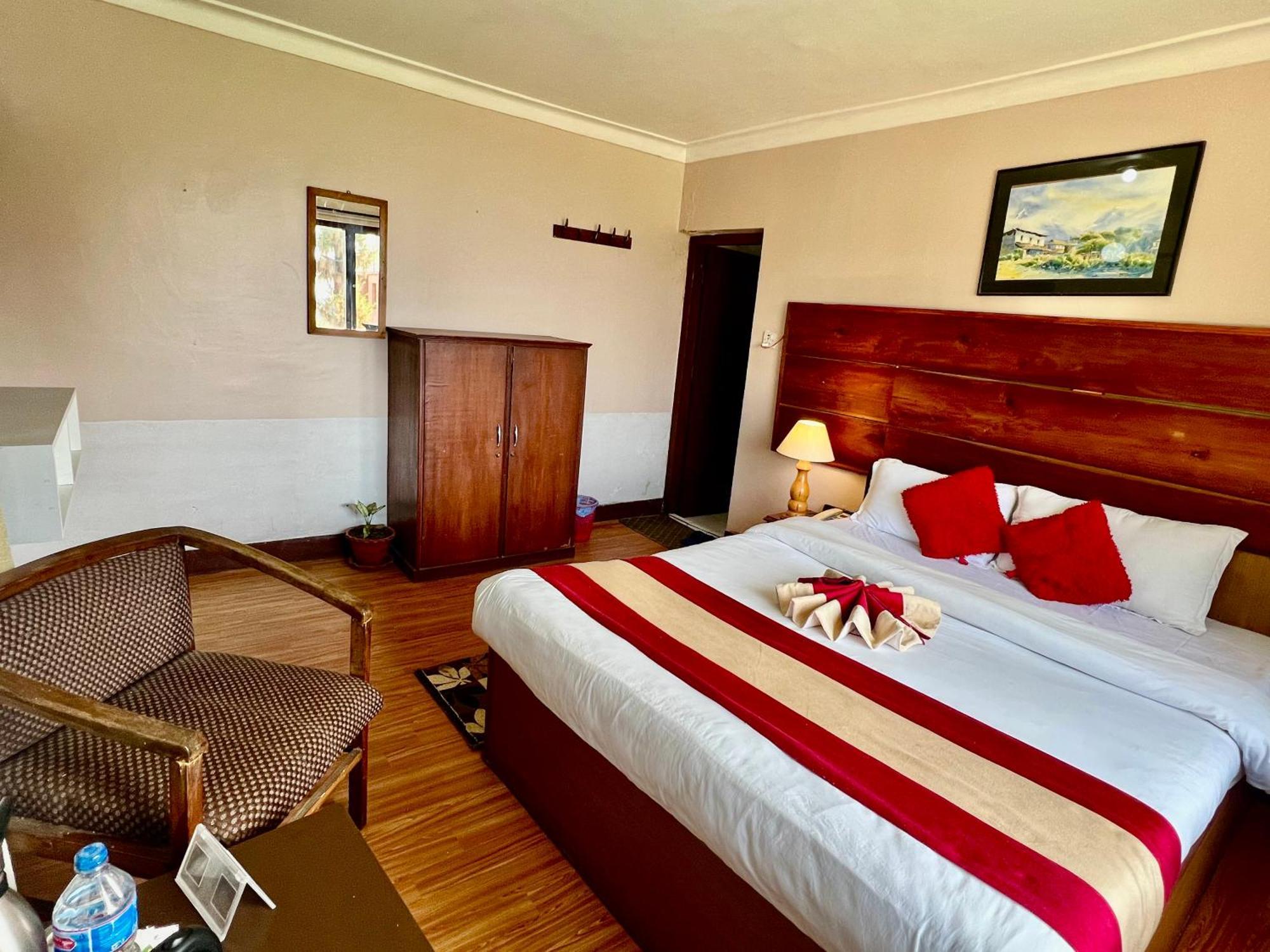 Mount Everest Hotel & Resort Nagarkot Exterior photo